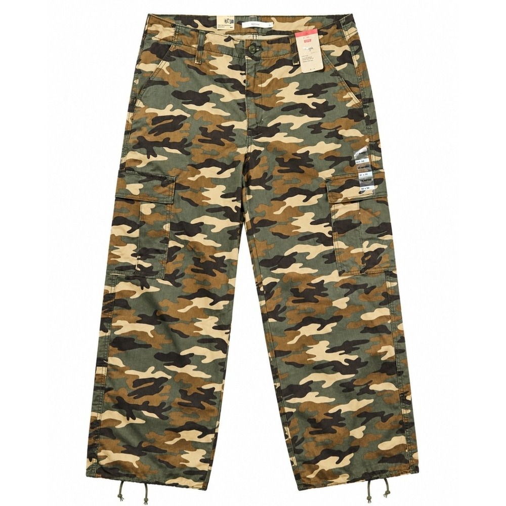 Levi's '94 Baggy Cargo Pants Men's Actual 34x30 Tag 32x30 Woodland Camo NWT